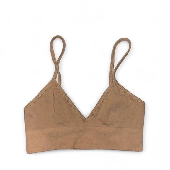 SKIMS Tan Seamless Triangle Bra - Picture 2 of 3